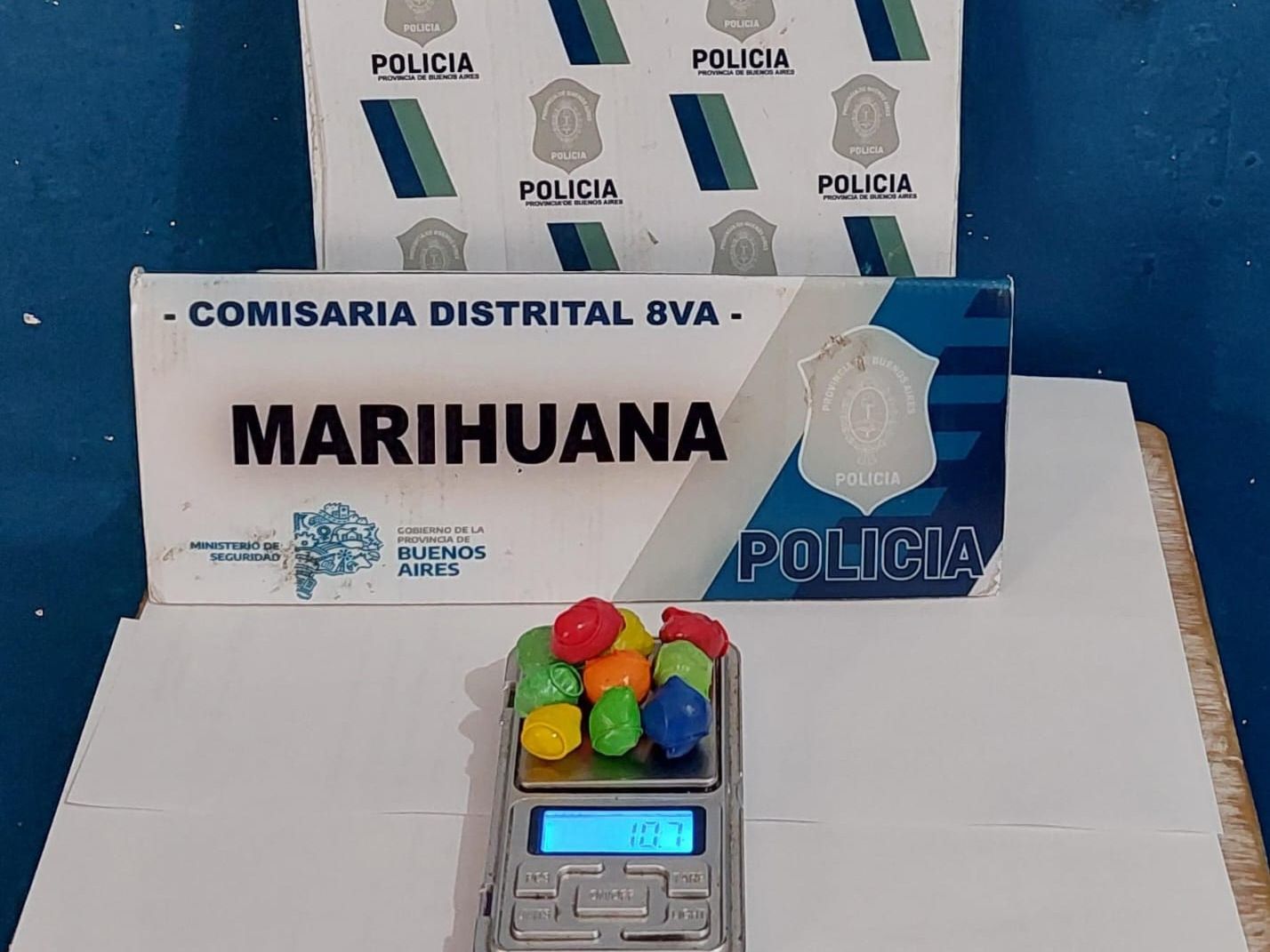 La marihuana estaba escondida en lo que parecerían ser globos.