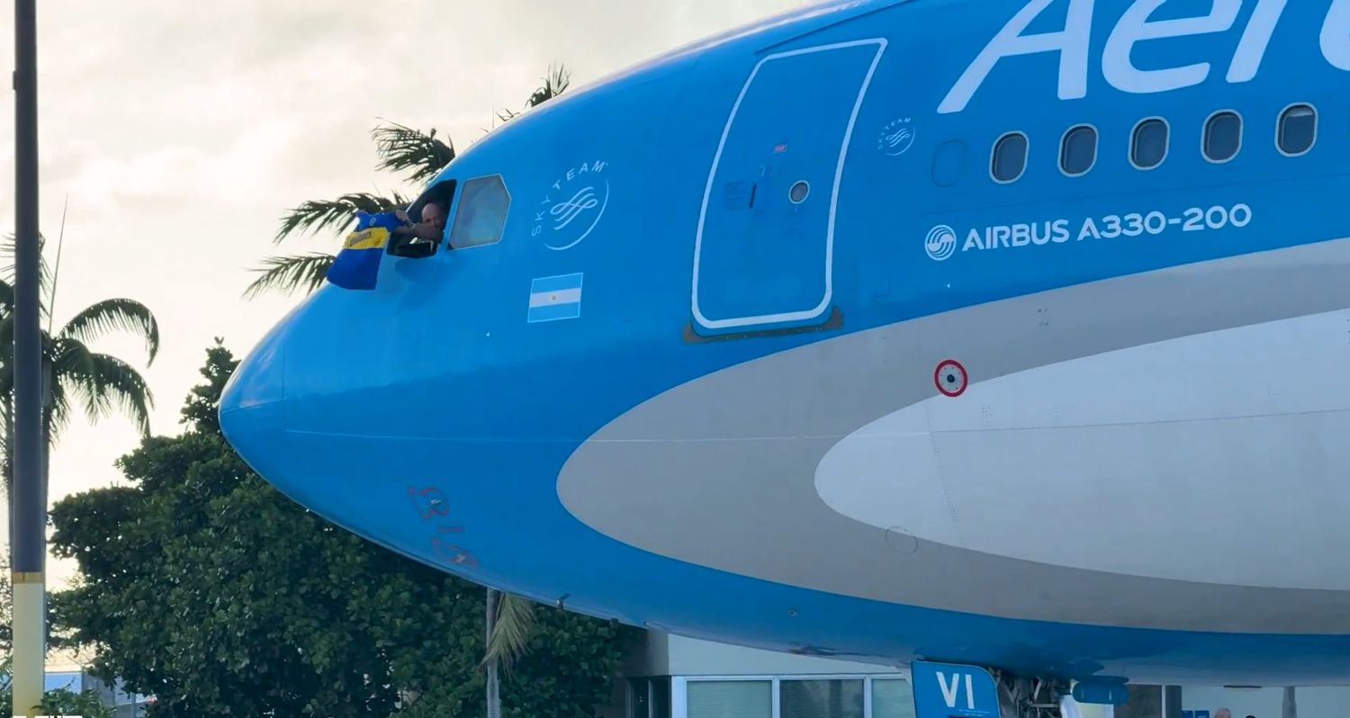 El aeropuerto de Miami saluda a Boca Juniors
