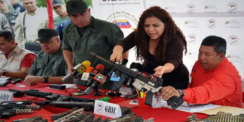 Iris Varela prepara a 40.000 reos para enfrentar una invasión de EE.UU.