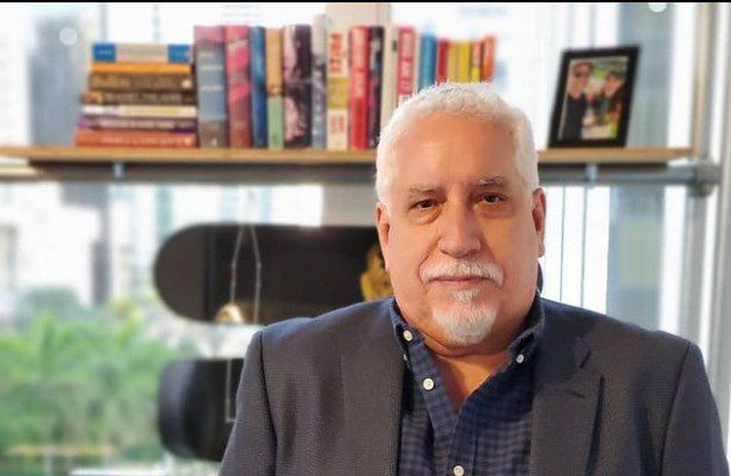 Leonardo Padrón presenta adelanto de nuevo proyecto
