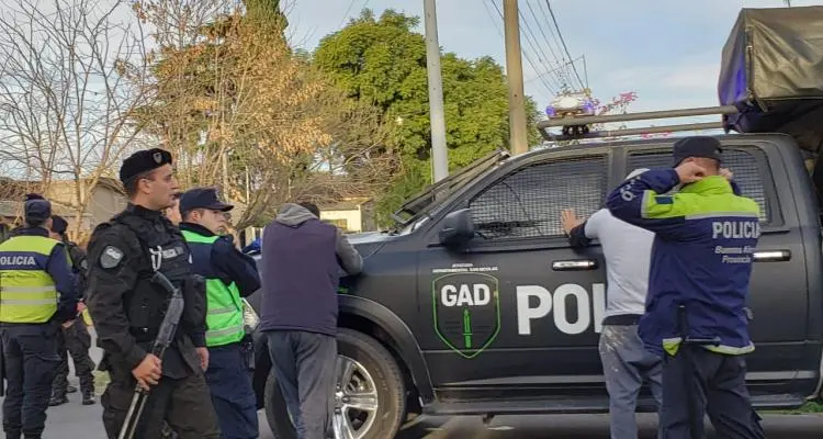 Policía: Operativo de saturación, identificación y control en varios barrios de la cuidad