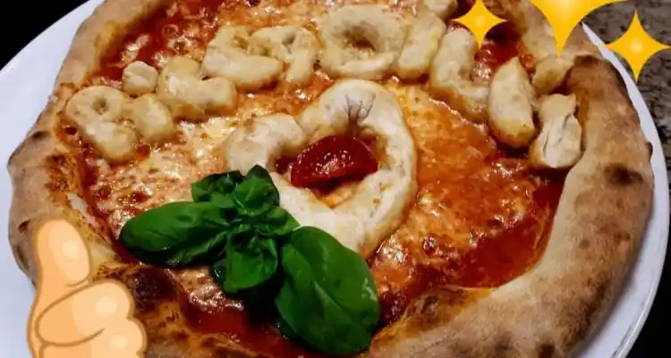 Martín Burnes: Una pizza por un juguete para la sonrisa de un niño