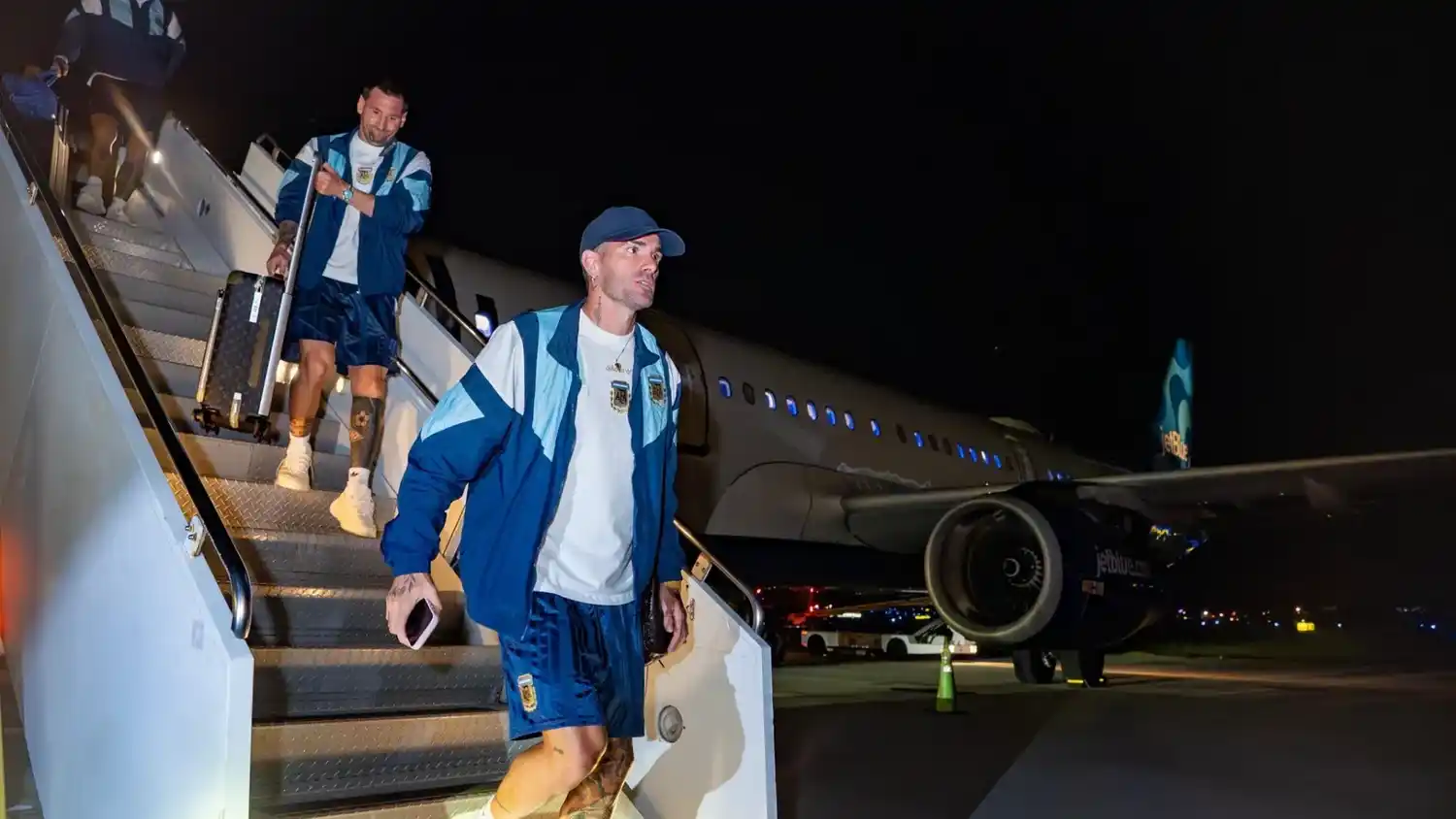 El seleccionado argentino arrivando a Atlanta.