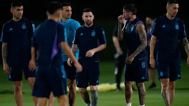 Scaloni probó dos formaciones de cara al duelo con Países Bajos