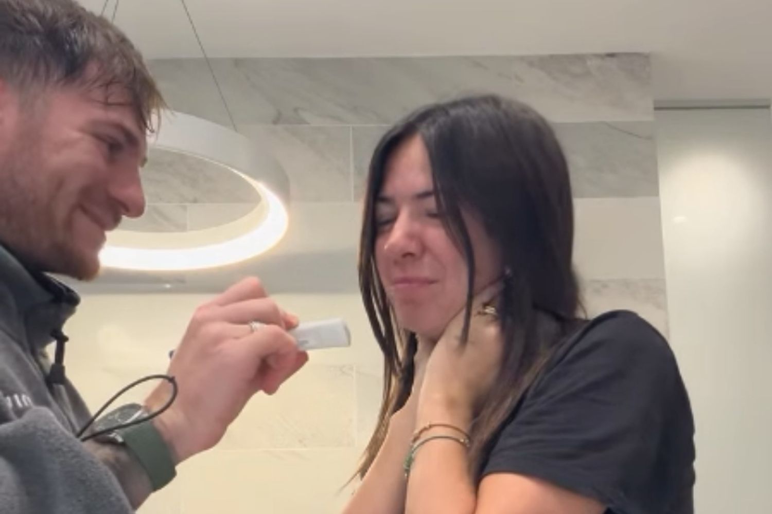 El emotivo video con el que Alexis Mac Allister y Ailén Cova confirmaron su embarazo
