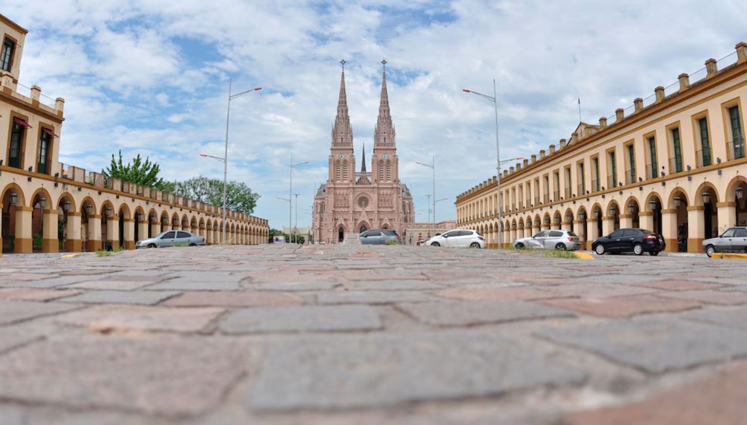 El presupuesto estatal destinado a la Iglesia Católica sufrió un recorte del 79% durante 2024