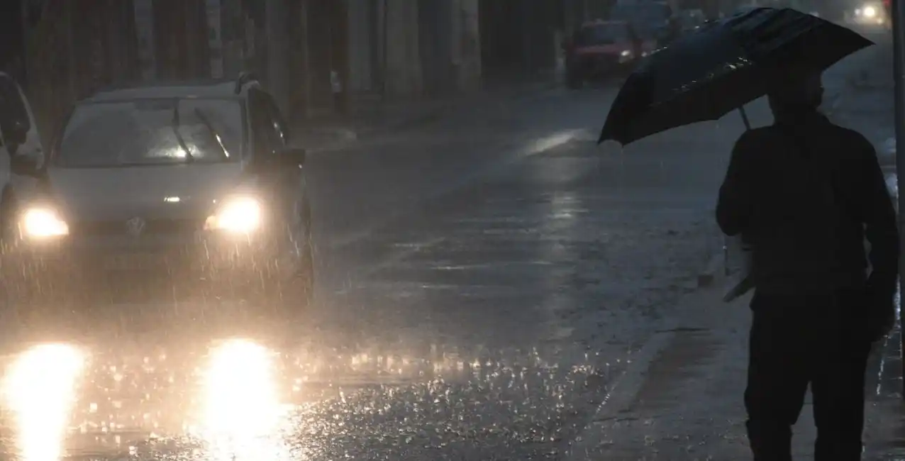Este martes rige un alerta amarillo por tormenta en la ciudad de Santa Fe