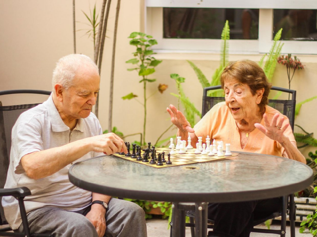 Desde este jueves se prohíben visitas en  los geriátricos en la provincia