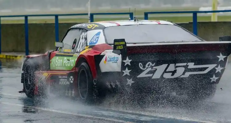 Fernando Iglesias dio cátedra en el autódromo de La Plata