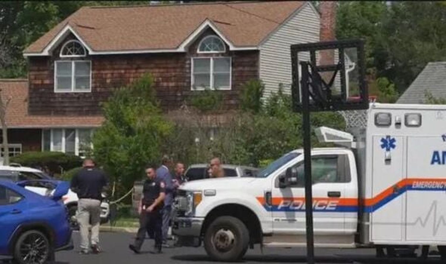 Five people died in an murder-suicide at a home in Syosset, Long Island