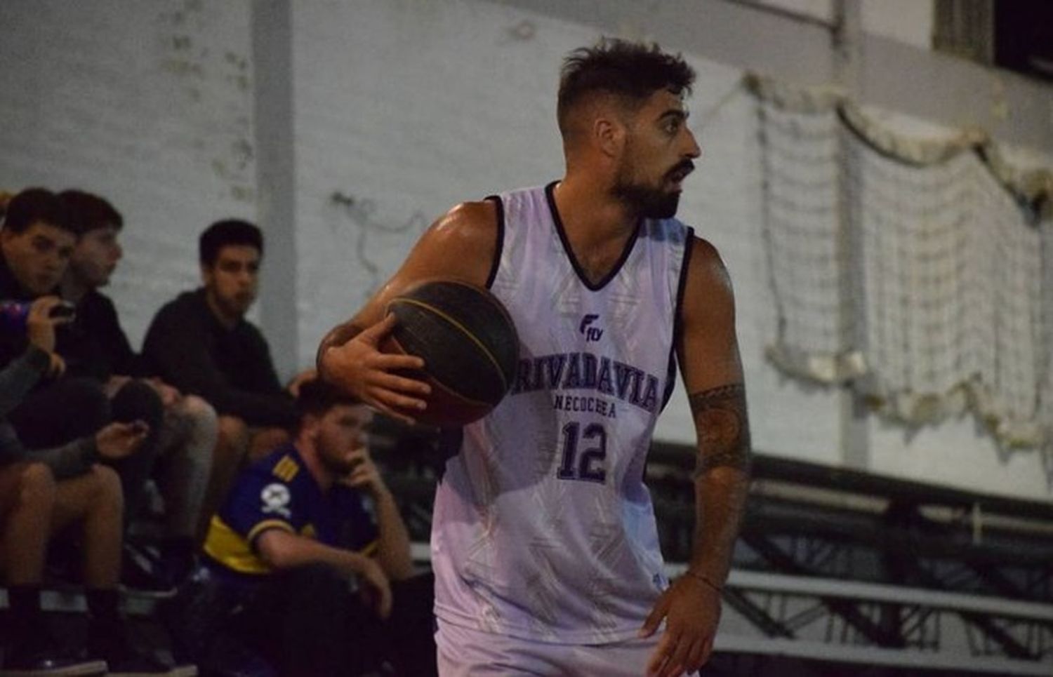Independiente se nutre en la base y el juego interior