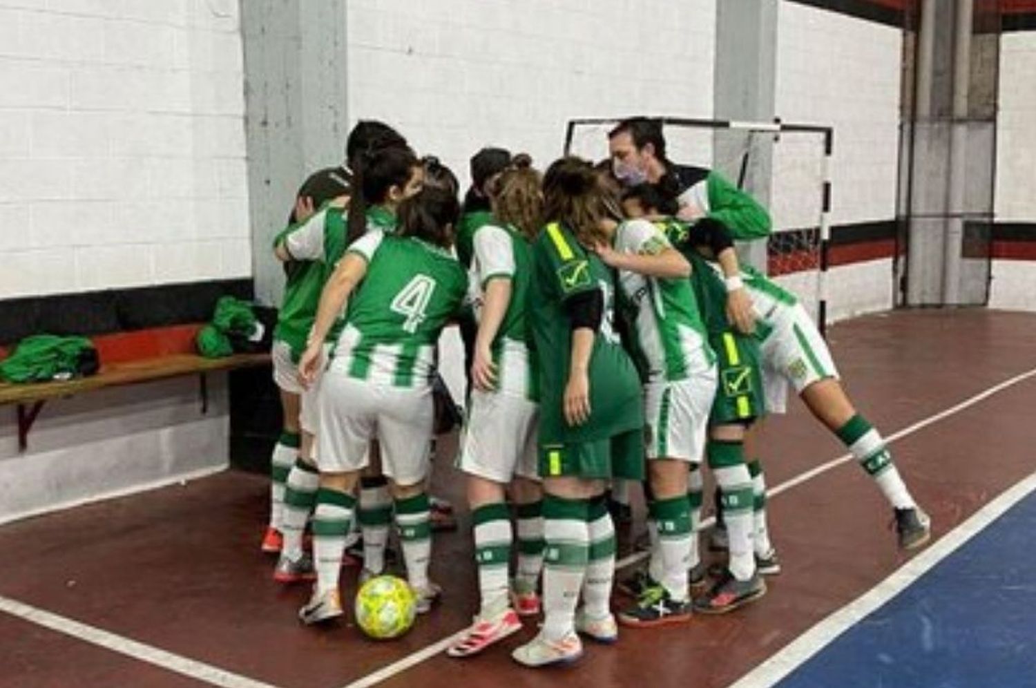 Banfield echó al cuerpo técnico de futsal femenino