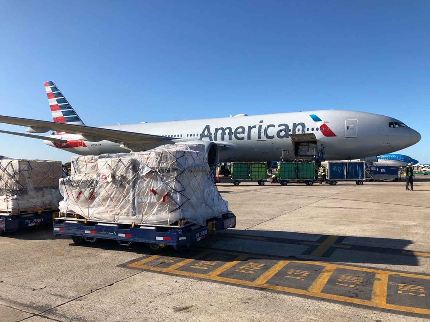 American Airlines operará dos vuelos cargueros por semana a Buenos Aires
