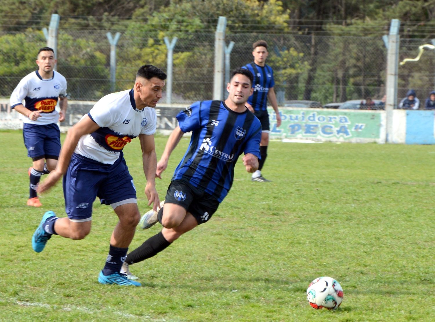 Empate entre Villa del Parque y Gimnasia