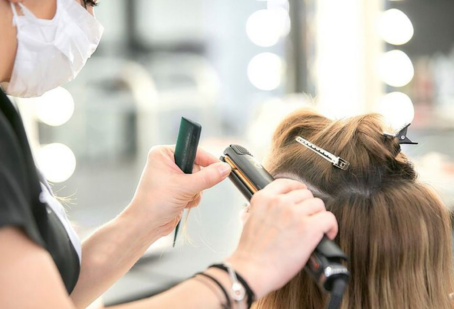 “La ley no es pareja para todos”, denunciaron desde el Centro de Peluqueros