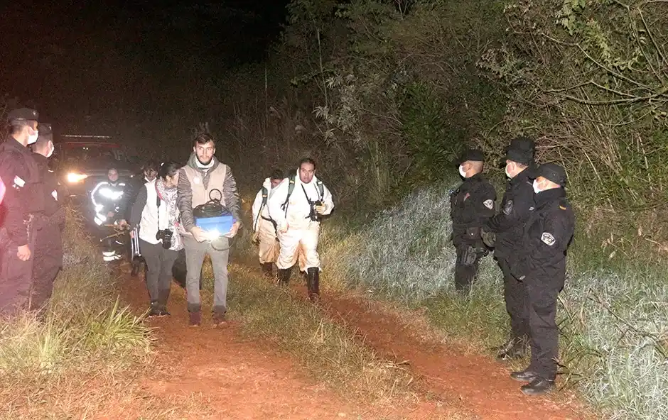 Hallaron el cuerpo de un joven de 15 años asesinado en un pantano: su padre denuncia encubrimiento policial y golpes