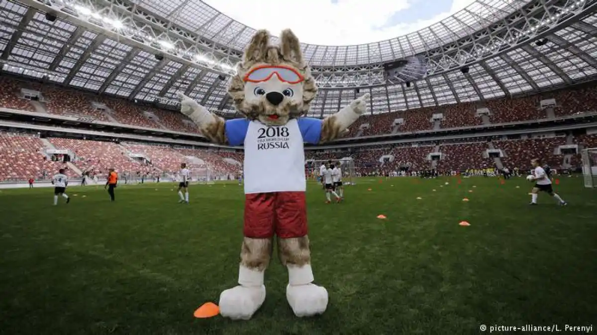 Mundial: Comenzó la gran ficción