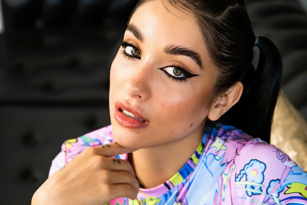 La Agencia de Seguridad Vial criticó duramente a María Becerra por su video de “Automático”