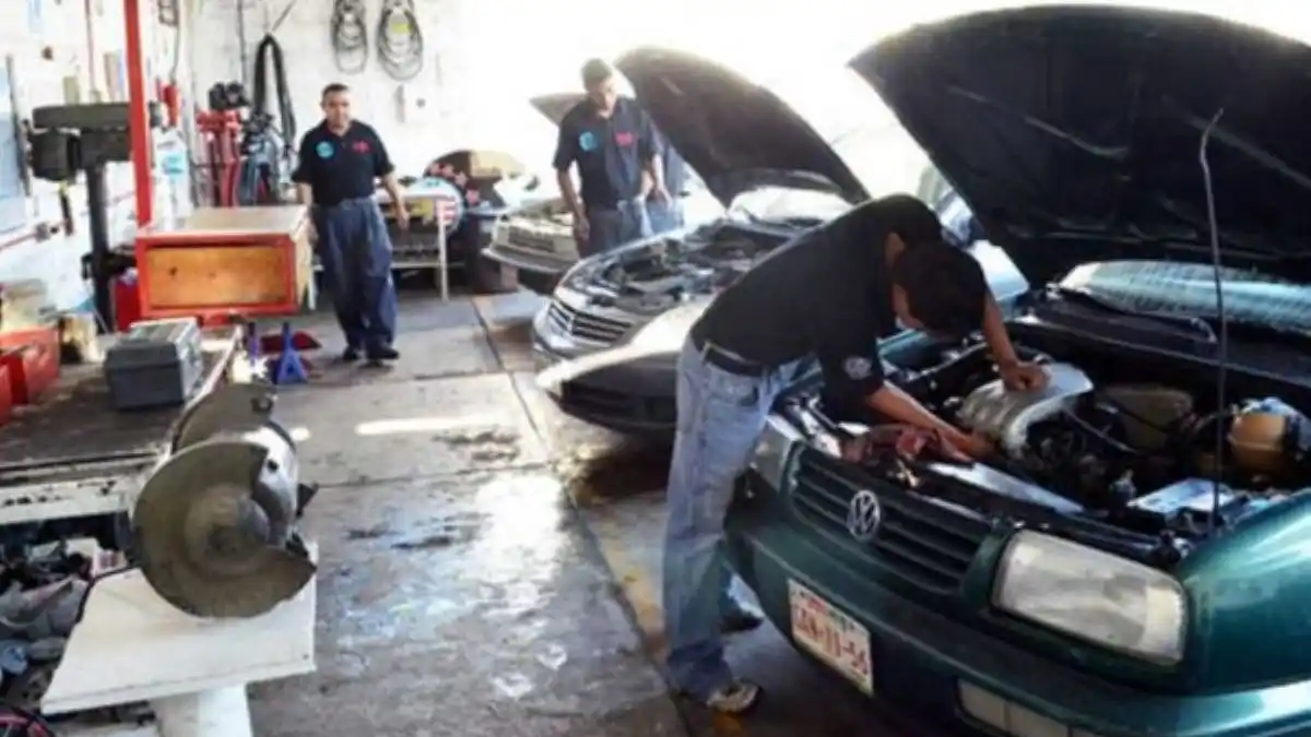 ANDE A PIE O GASTE: sepa lo costoso que es mantener un carro andando en Venezuela