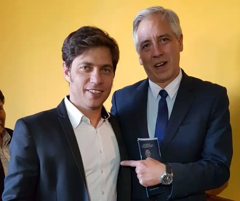 La Plata: Kicillof participa de la presentación del libro Evo Operación Rescate