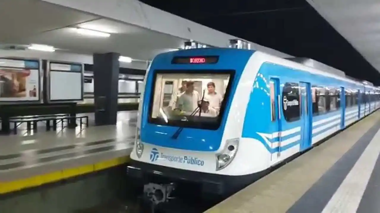  El tren Sarmiento brinda servicio limitado