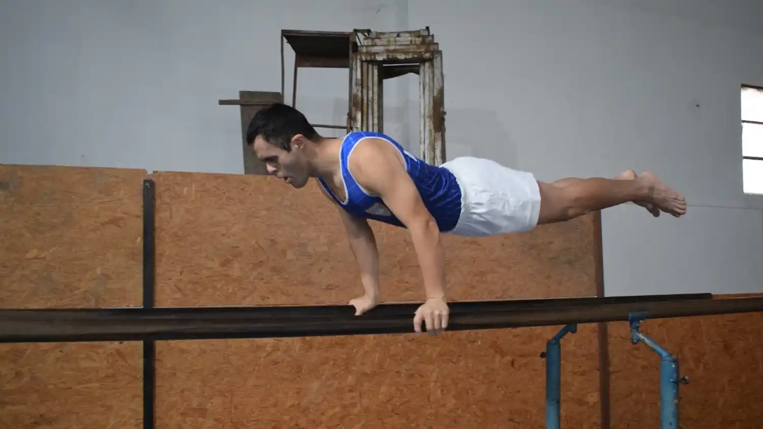 Martín Reynoso representará a la Argentina en un Mundial de gimnasia y busca apoyo para viajar a Bulgaria