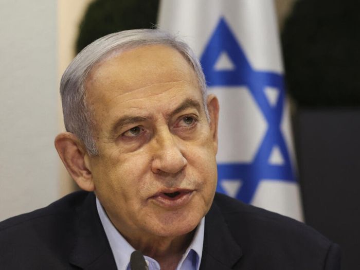 Israel ordena evacuar un barrio de Teherán y advierte que atacará