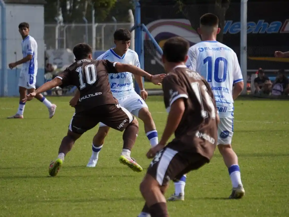 La Crema perdió 1 a 0 en Rafaela con el Calamar.  Foto: Prensa AR