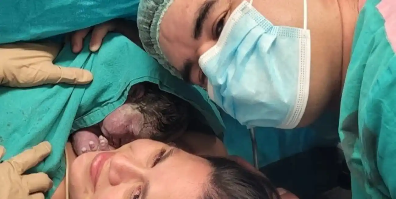 El Hospital Garrahan es el primer efector de salud público de la Argentina en operar con éxito a una beba en el útero de su mamá.