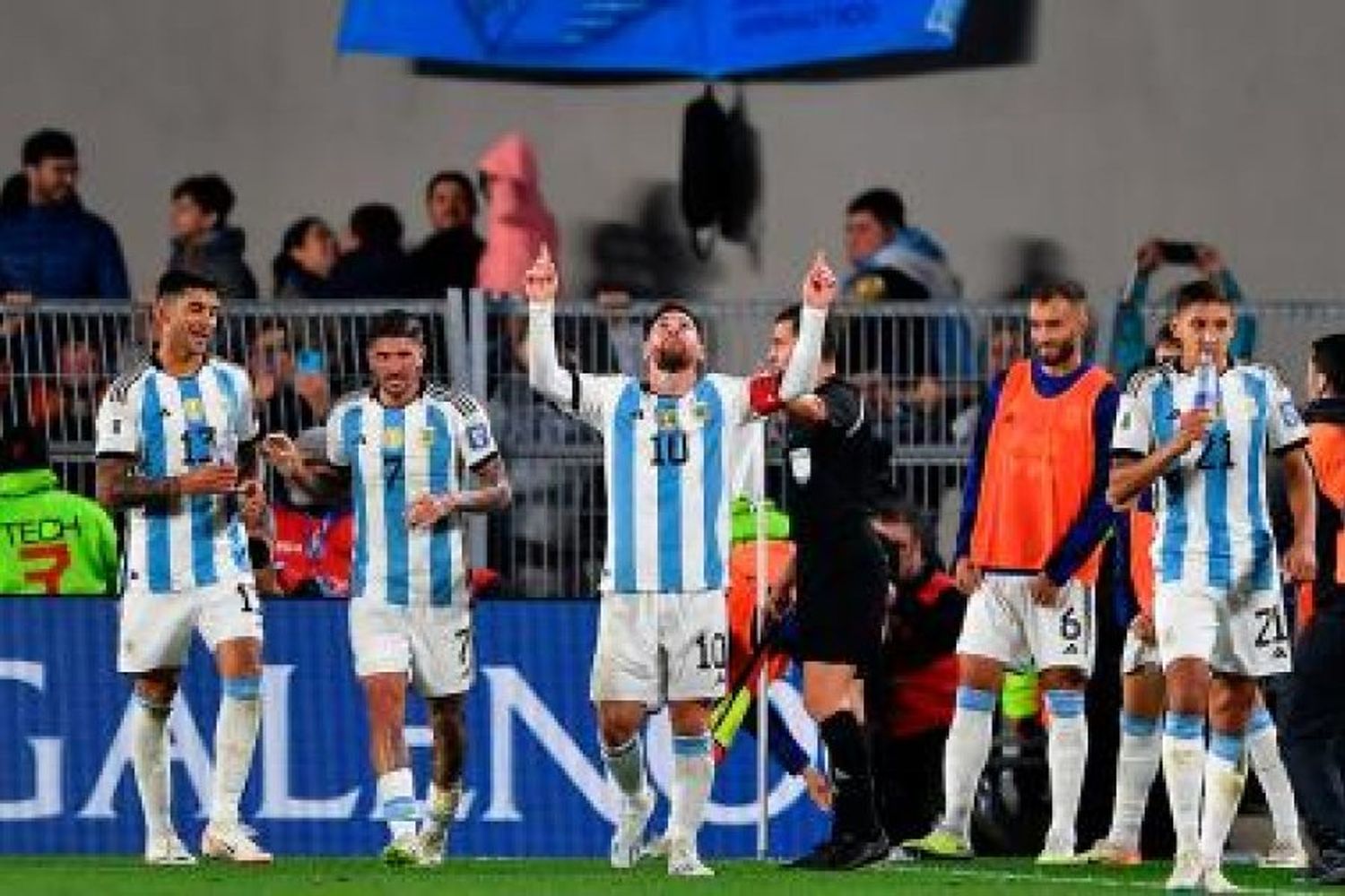 Argentina recibe a Parguay en el Monumental de Nuñez