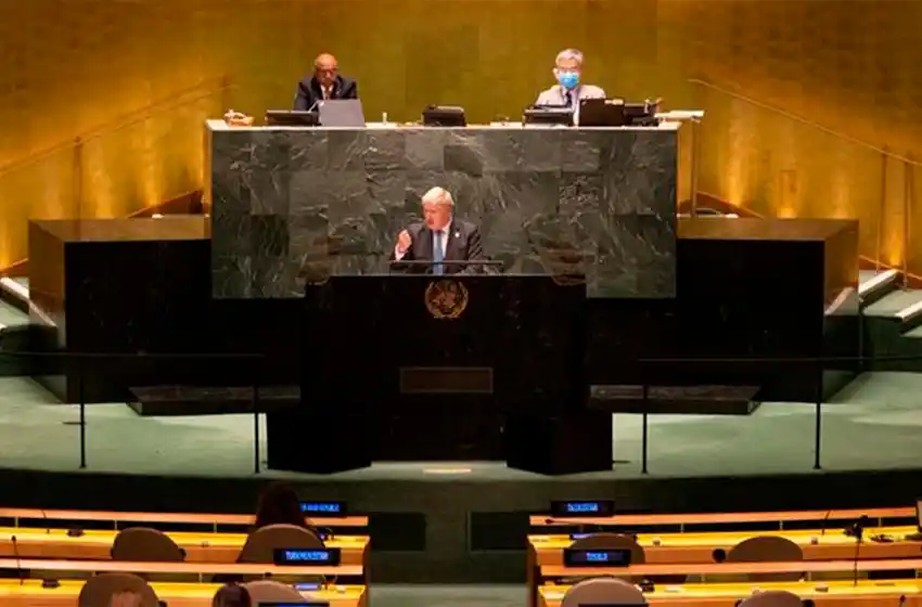 Boris Johnson: "Si no cambiamos el rumbo, las temperaturas seguirán aumentando"