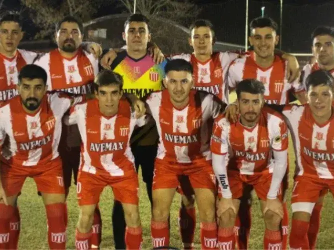 La "Flora" empató 0 a 0 en su visita al Dep.Tacural en el arranque de la fecha 5 del Clausura.
