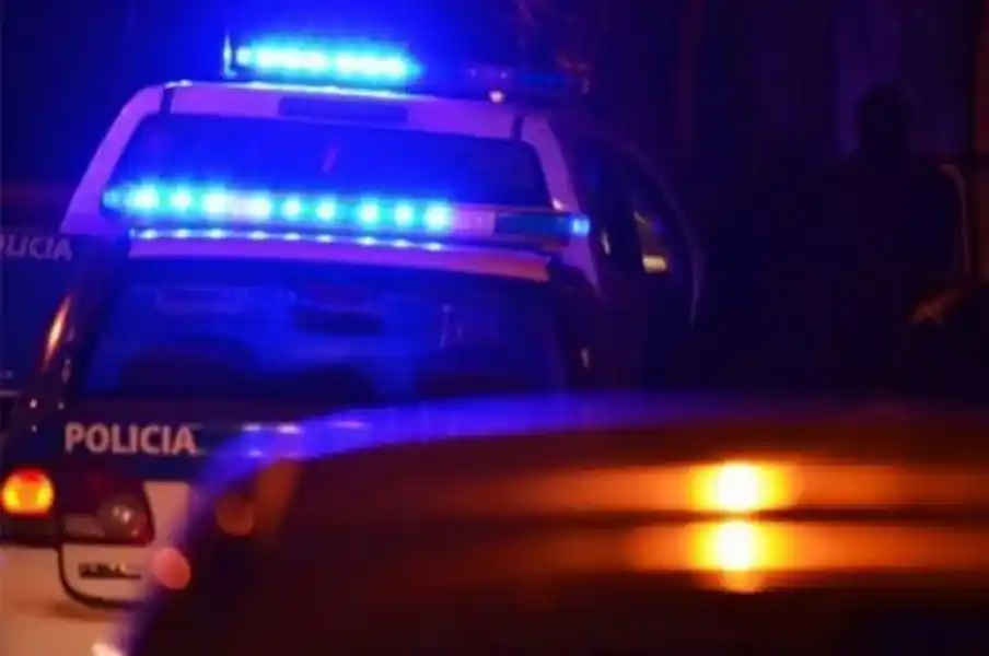 Allanamientos en Quequén por un robo: un menor con antecedentes quedó a disposición de la Justicia