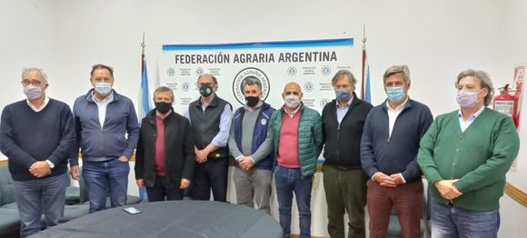 El campo redobla el reclamo por la carne, pero no iría a un paro