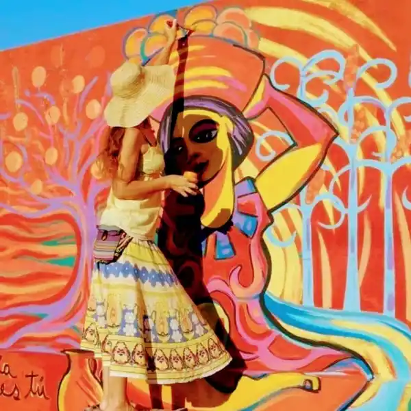 Hoy se pintará un mural itinerante “La mujer y la tierra” con la participación de Ammura