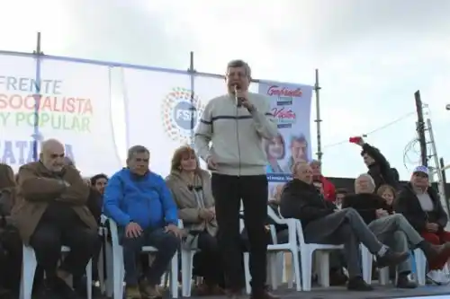 De Gennaro acusó al Gobierno de «precarizar la vida de los jóvenes»