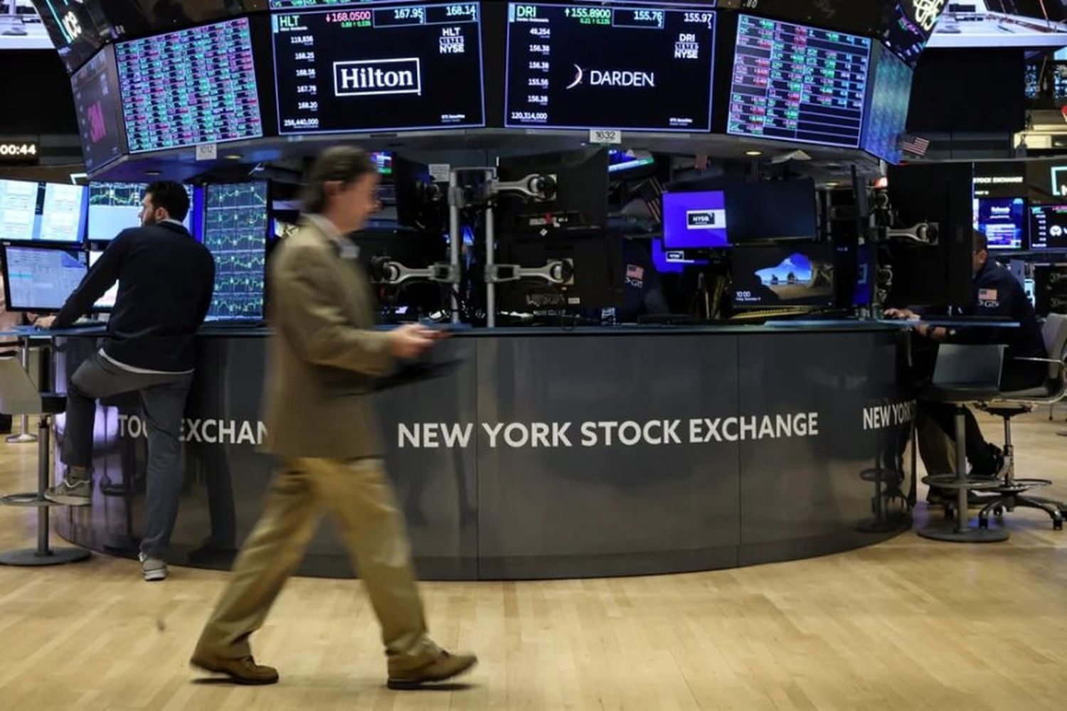 Las acciones argentinas suben hasta 28% en Wall Street y también se disparan los bonos