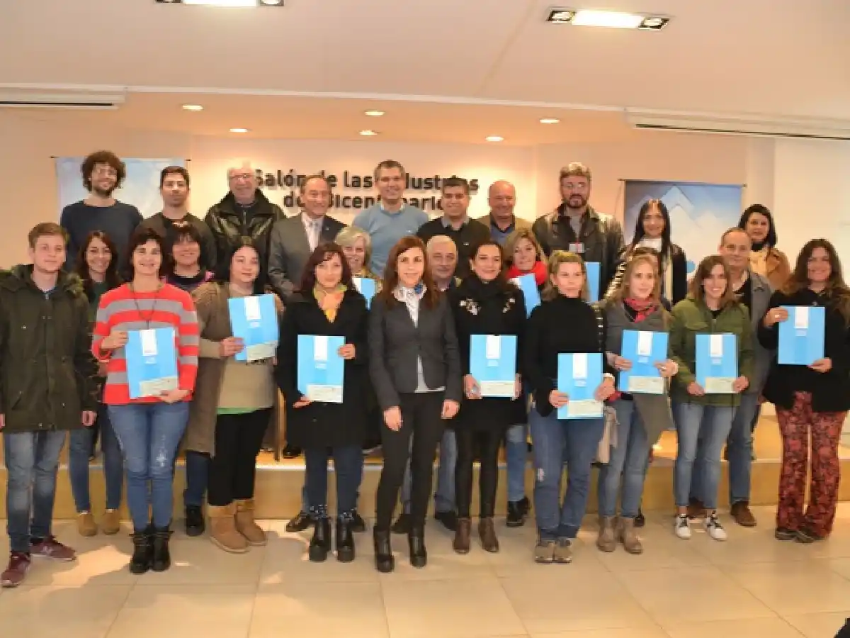 Provincia entregó asistencia financiera para emprendimientos productivos