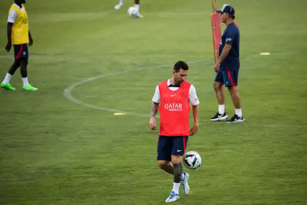 Messi va por su segundo título con PSG