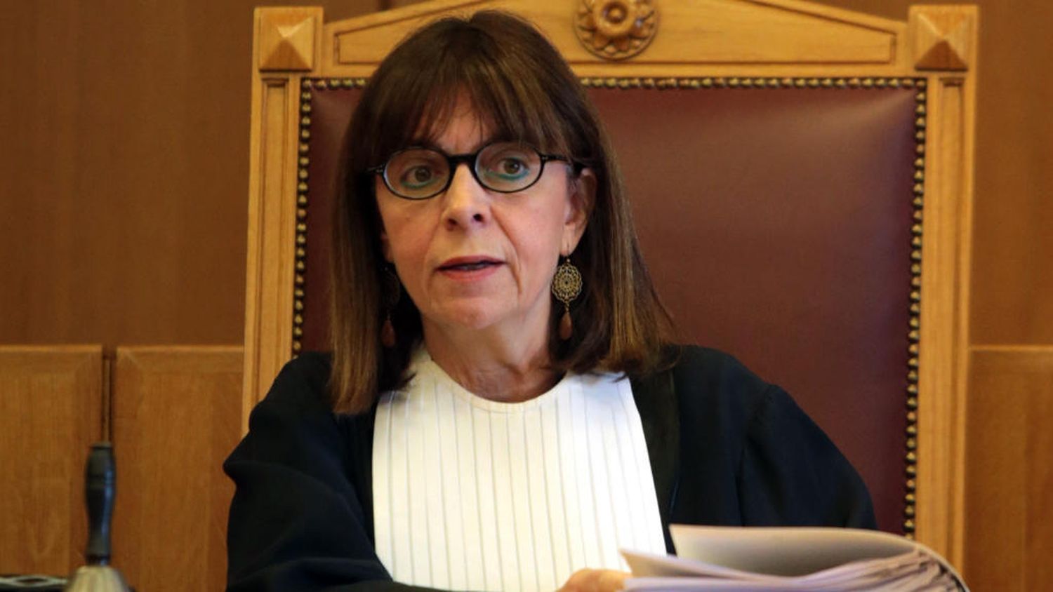 Katerina Sakellaropoulou se convierte en la primera presidenta de Grecia