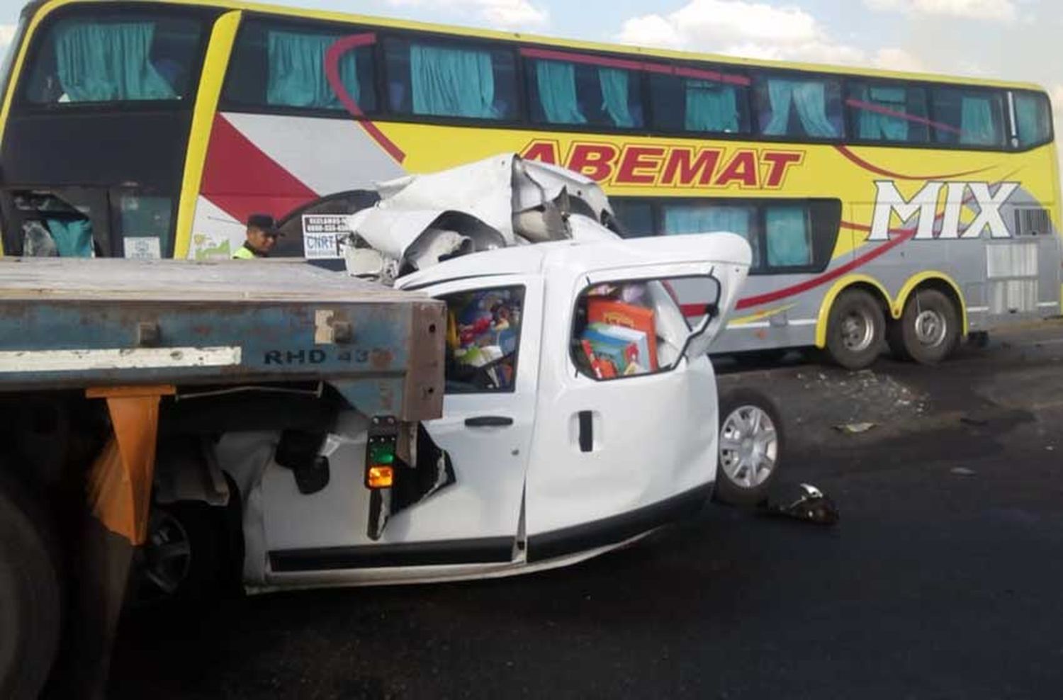 Un choque en la ruta 226 dejó diez heridos