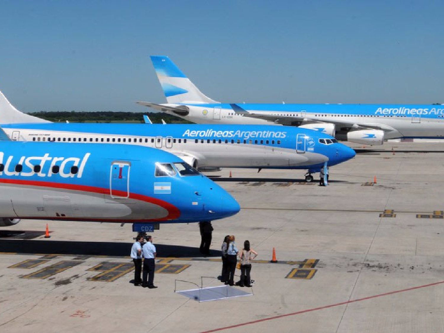 Los aeronáuticos confirmaron que se suman al paro de la CGT y no habrá vuelos el lunes