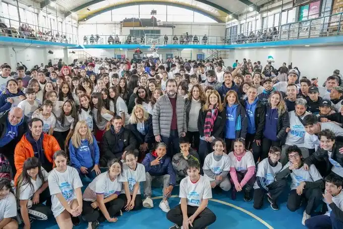 Moreira encabezó el lanzamiento de los Juegos Deportivos San Martín.