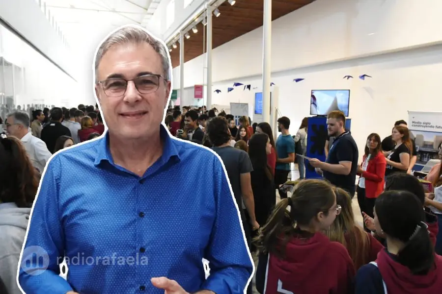 Luis Castellano en la Expo Carreras: “Son 94 las carreras terciarias y universitarias que ofrece la ciudad”
