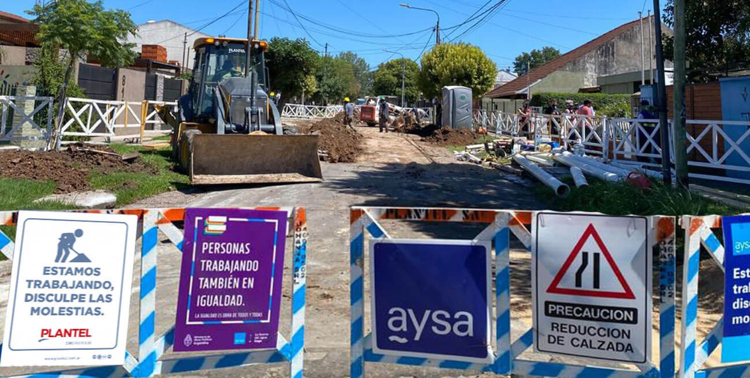 CAF aprobó un préstamo por U$S340 millones para que AySA ejecute obras de agua y saneamiento