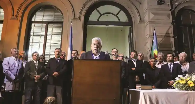 Del discurso “a lo Macri” al gabinete ampliado, Salazar transitó la primera semana de mandato