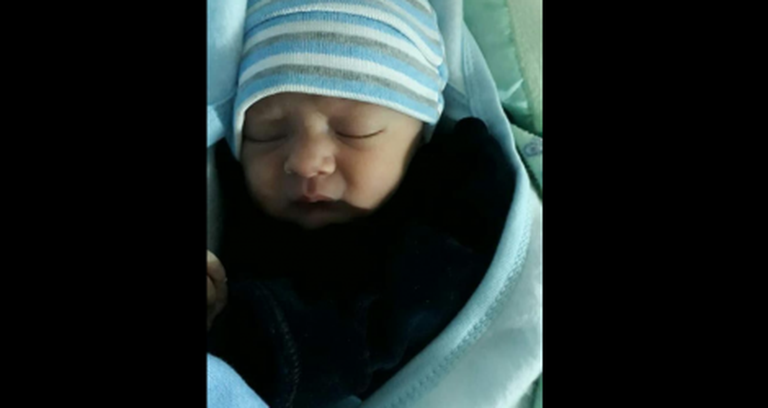 Nacidos en cuarentena: Teo