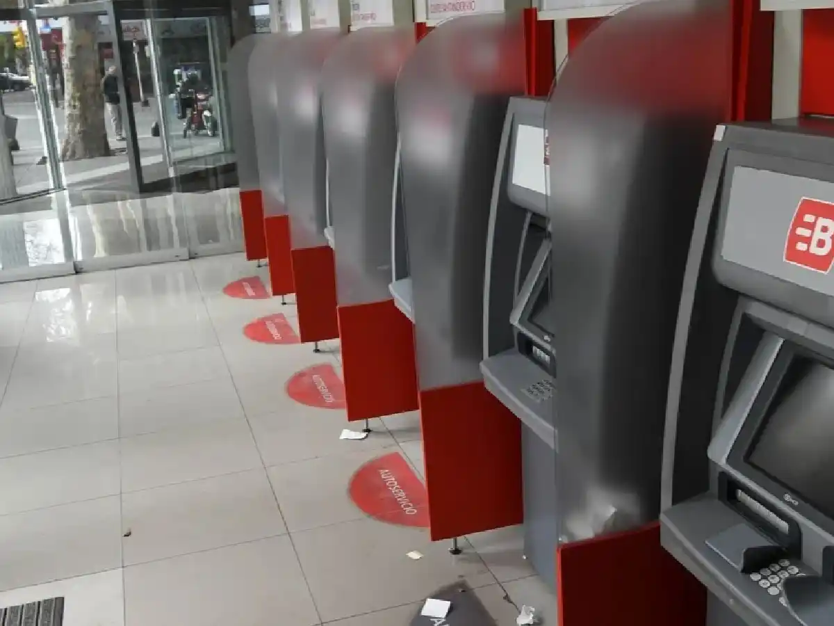 Ingreso Familiar de Emergencia: hoy comienza el pago de los 10.000 pesos