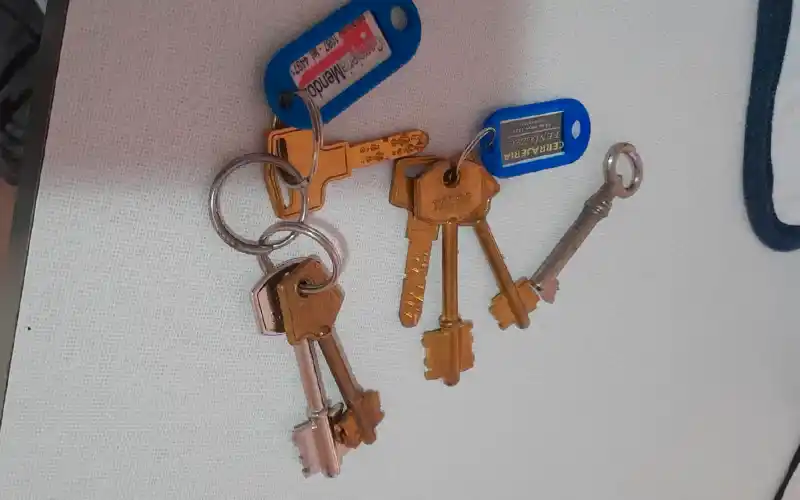 Llaves encontradas en calle Aníbal de Antón