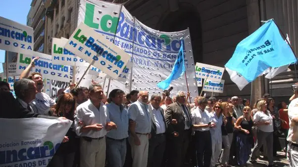 Nuevo paro de bancos durante dos horas en todo el país